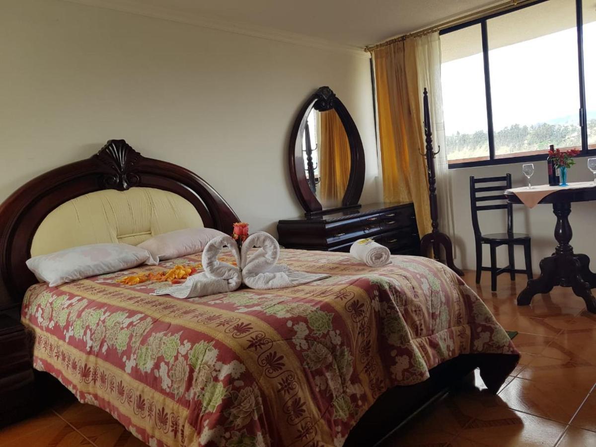 Hotel International Prestige 암바토 외부 사진